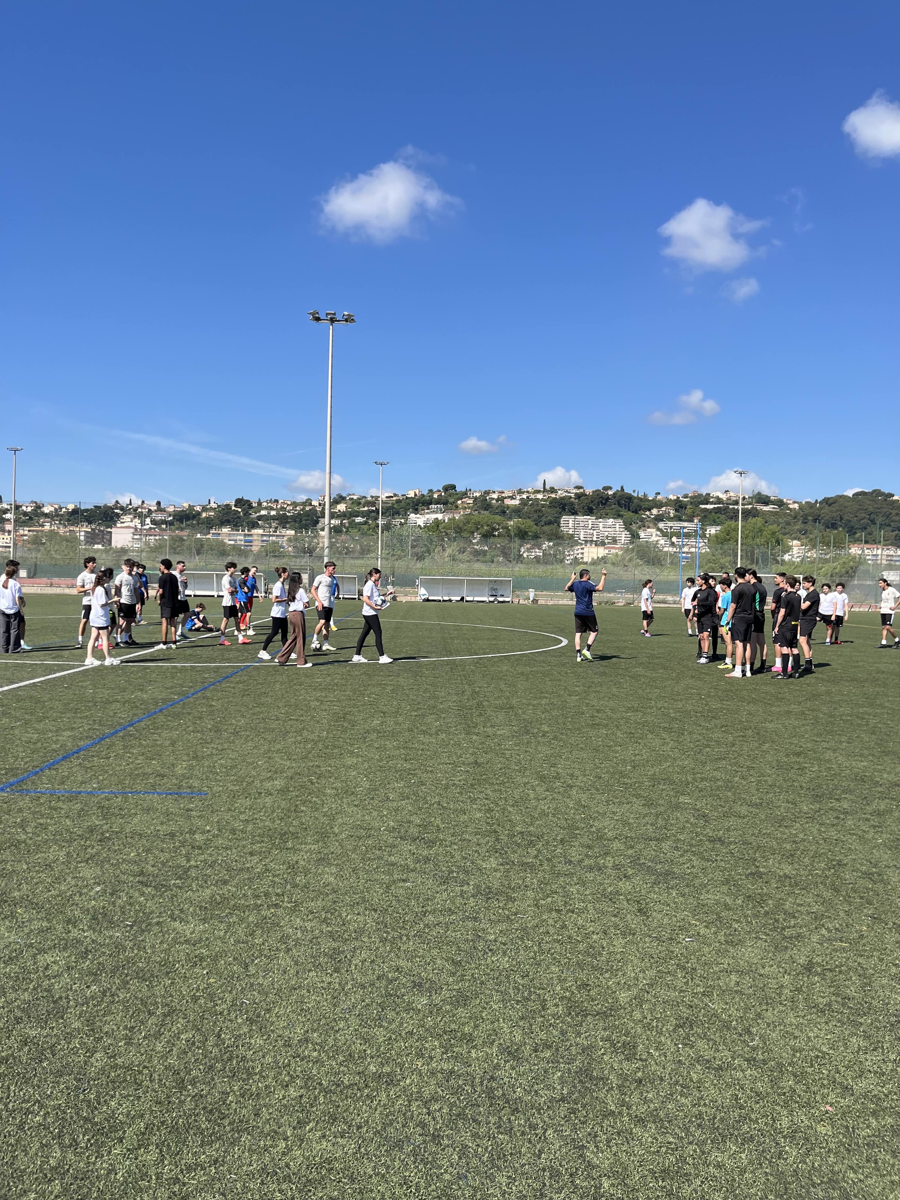 Début des matchs du tournoi